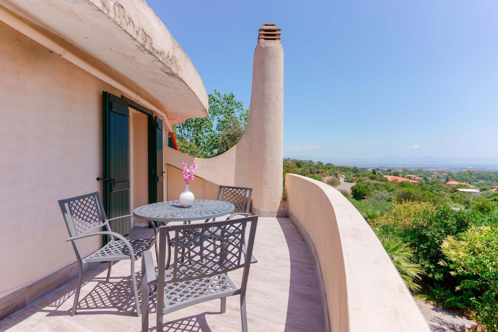 B&B Villa Zola คาโปแตร์รา ภายนอก รูปภาพ